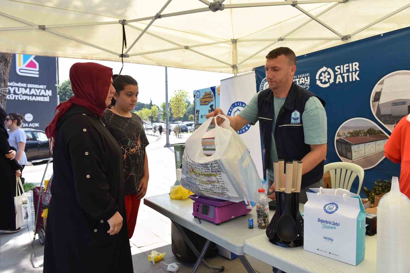 Yıldırım’da atıklar hediyeye dönüştü