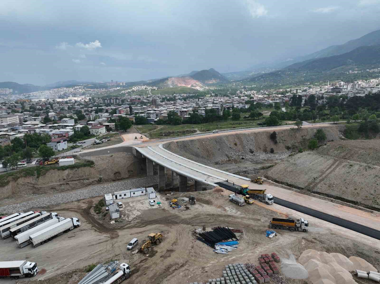 Konforlu ulaşım için Büyükşehir yollarda