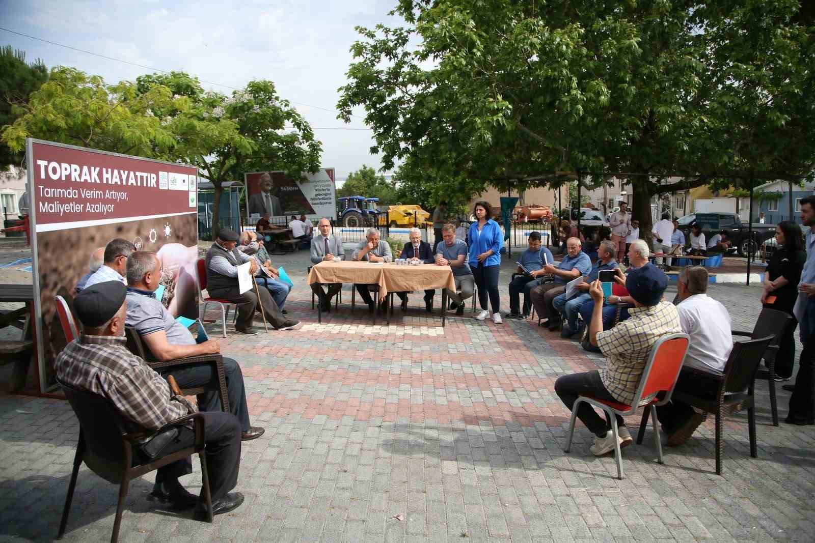 Çiftçilerin toprakları ücretsiz analiz edildi