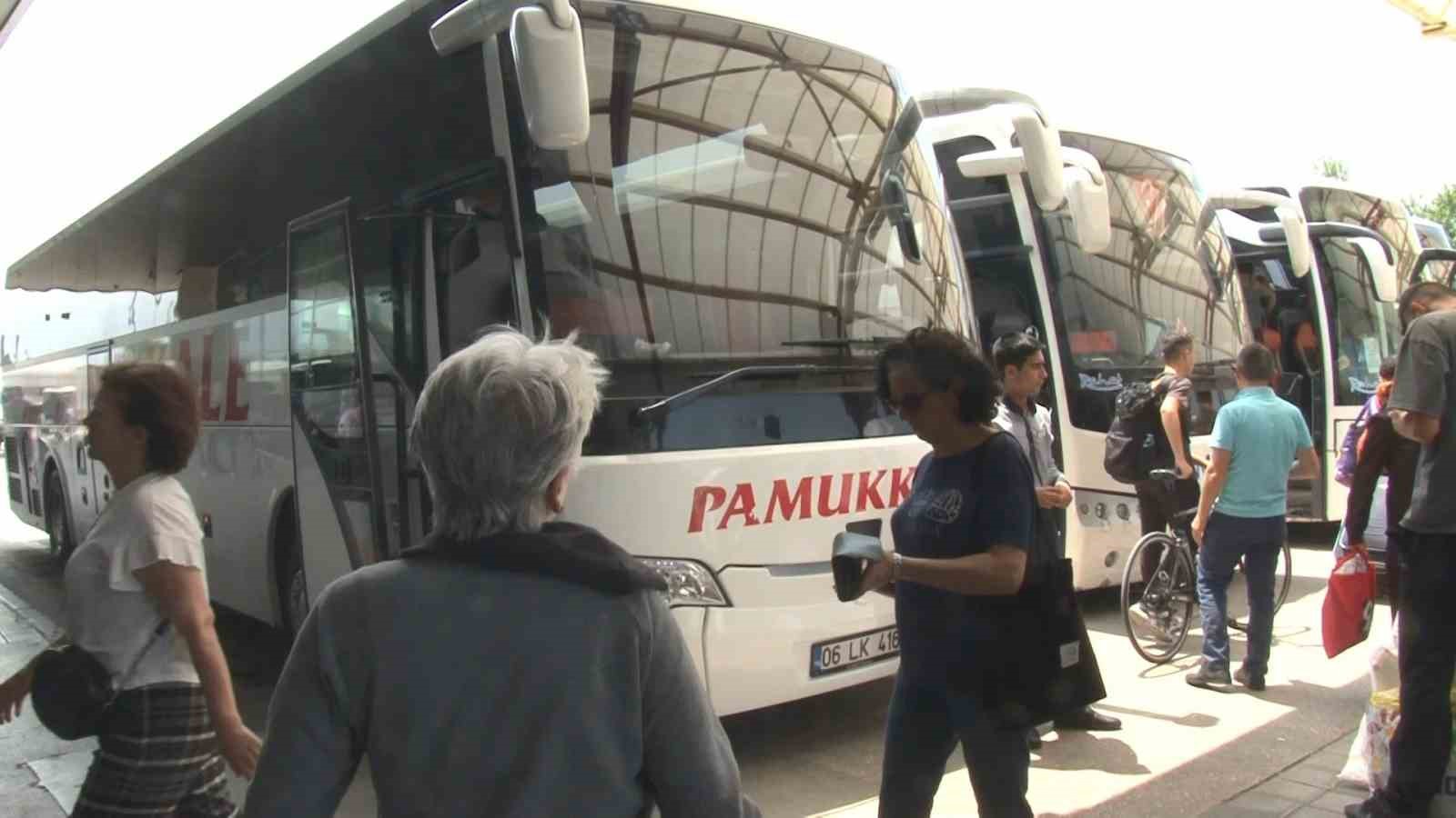 Bursa Otobüs Terminalinde bayram yoğunluğu