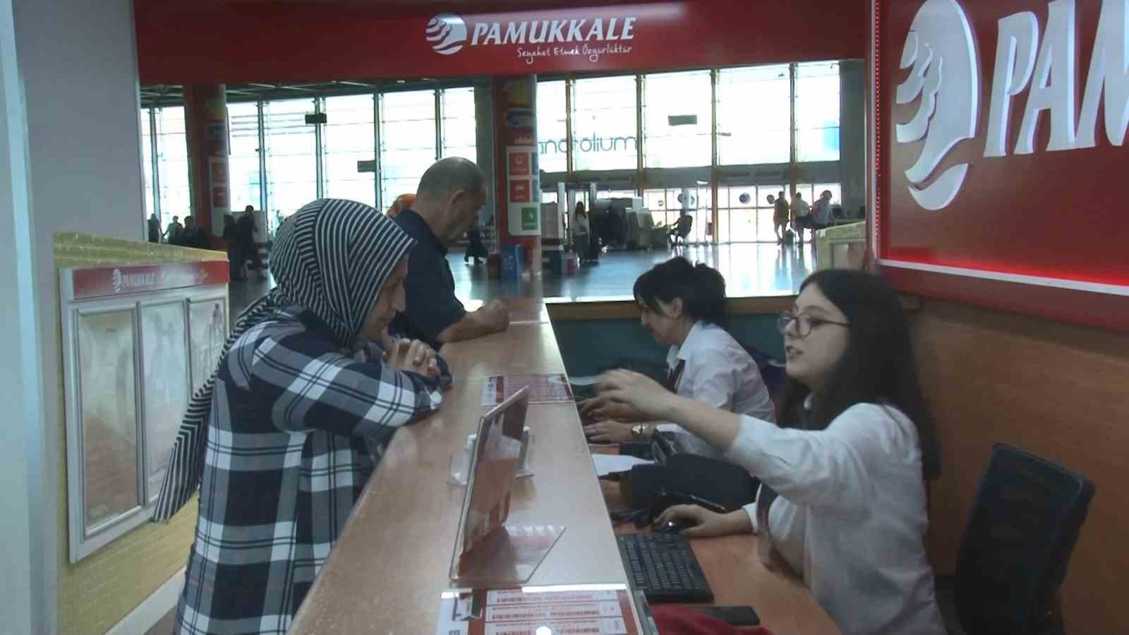 Bursa Otobüs Terminalinde bayram yoğunluğu