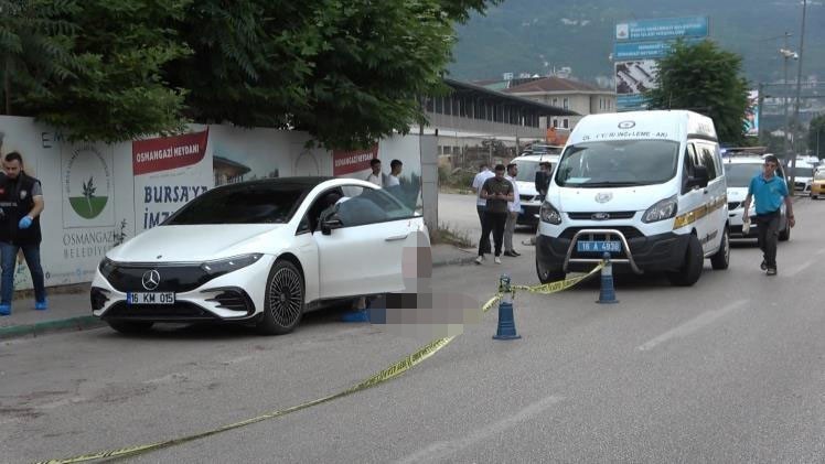 Bursa’da patronunu boğazını keserek öldüren zanlı adliyeye sevk edildi