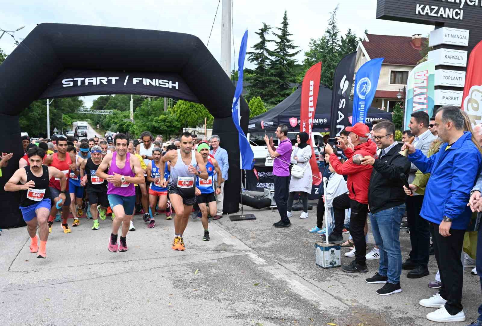 Kazancı’da dostluk için koştular