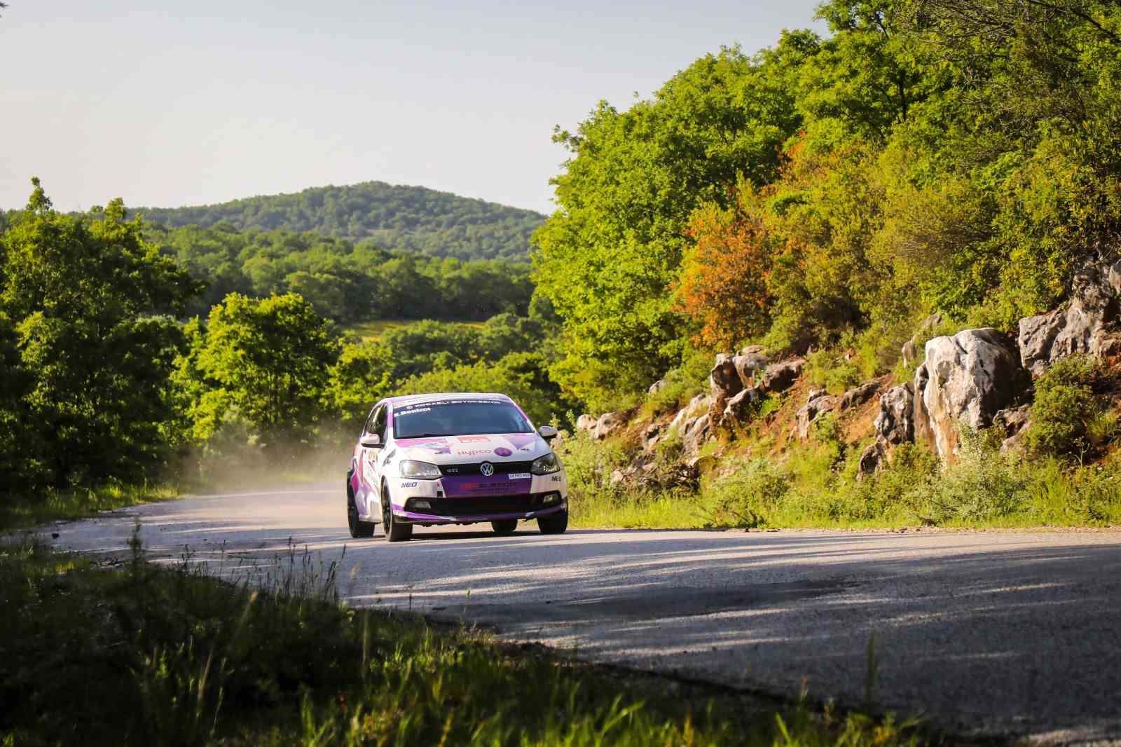 Türkiye’nin ilk engelli ralli pilotu pistlerde engel tanımıyor