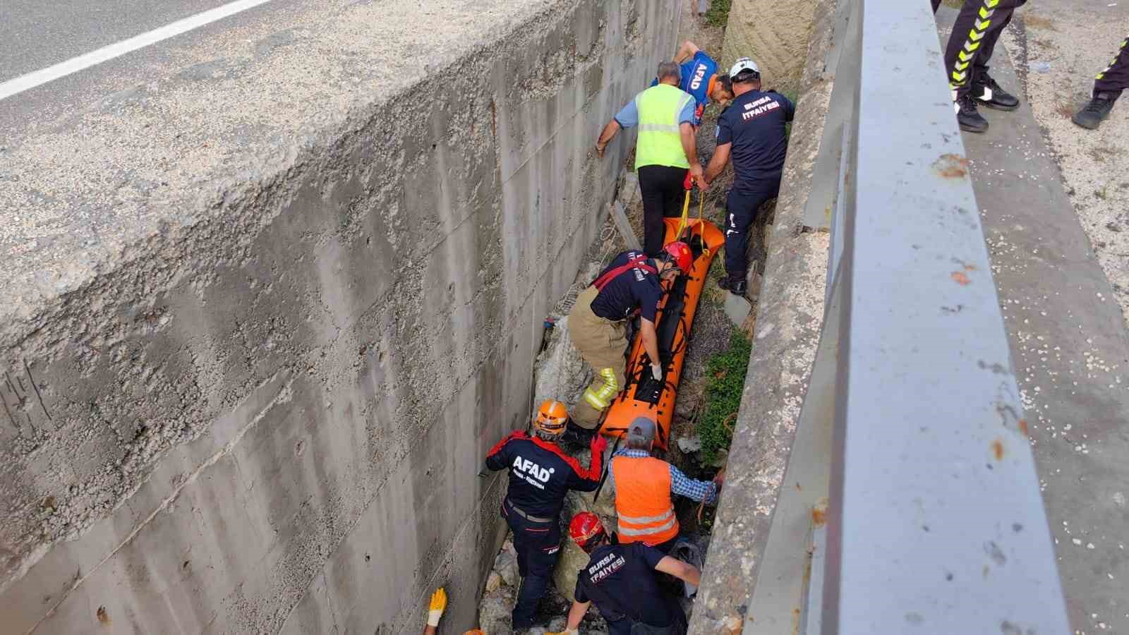 Dere yatağında bulunan kadın cesedinin kimliğinin belirlenmesi için çalışma başlatıldı