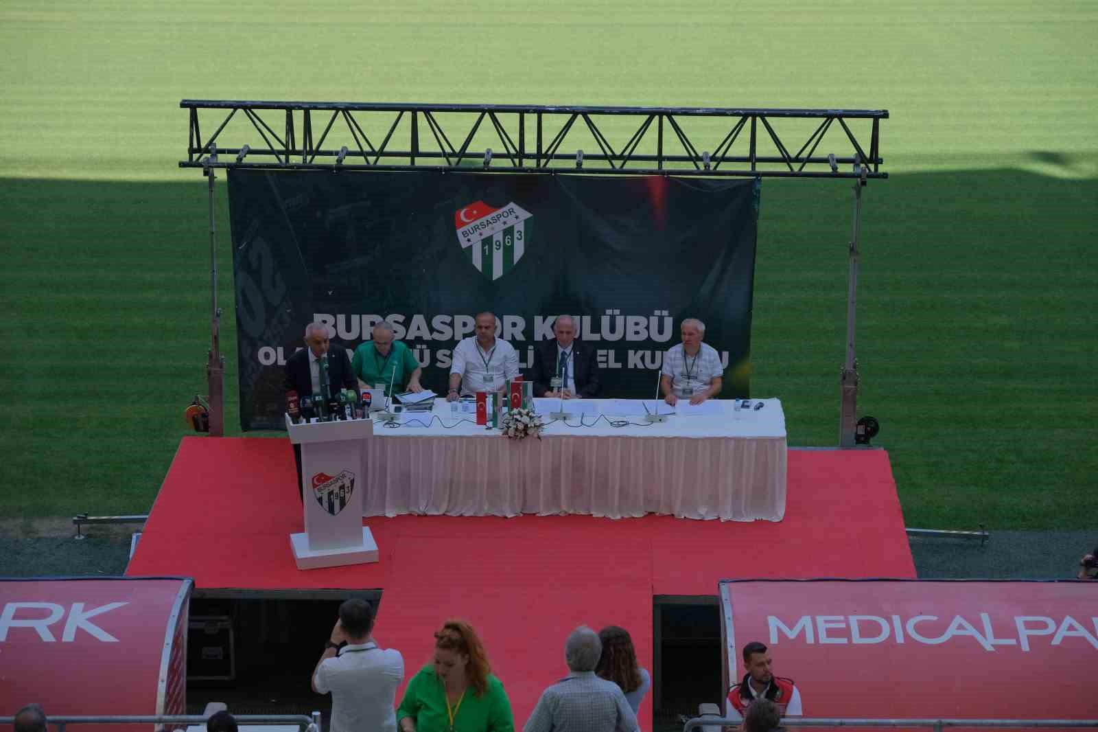 Bursaspor’un yeni başkanı Recep Günay oldu