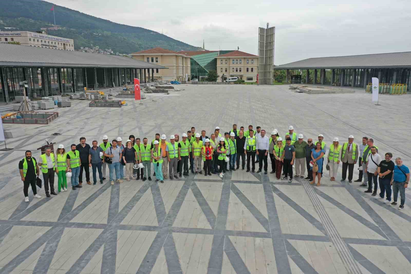 Osmangazi Meydanı şehrin yeni sosyal yaşam alanı olmaya aday