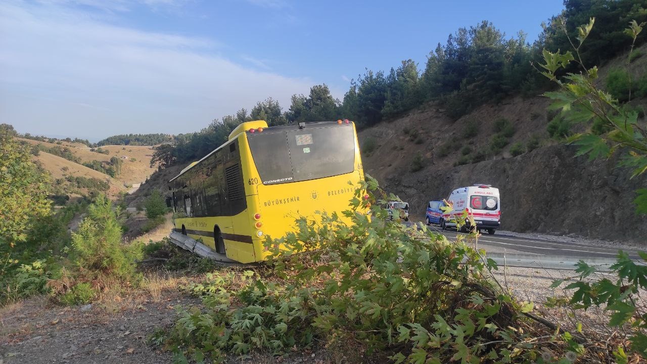 Bursa’da belediye otobüsünde faciadan dönüldü: 10 yaralı