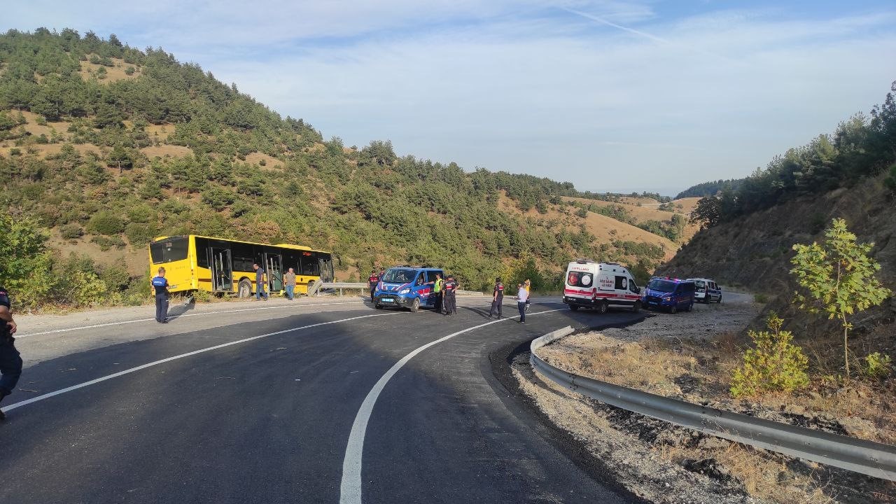 Bursa’da belediye otobüsünde faciadan dönüldü: 10 yaralı