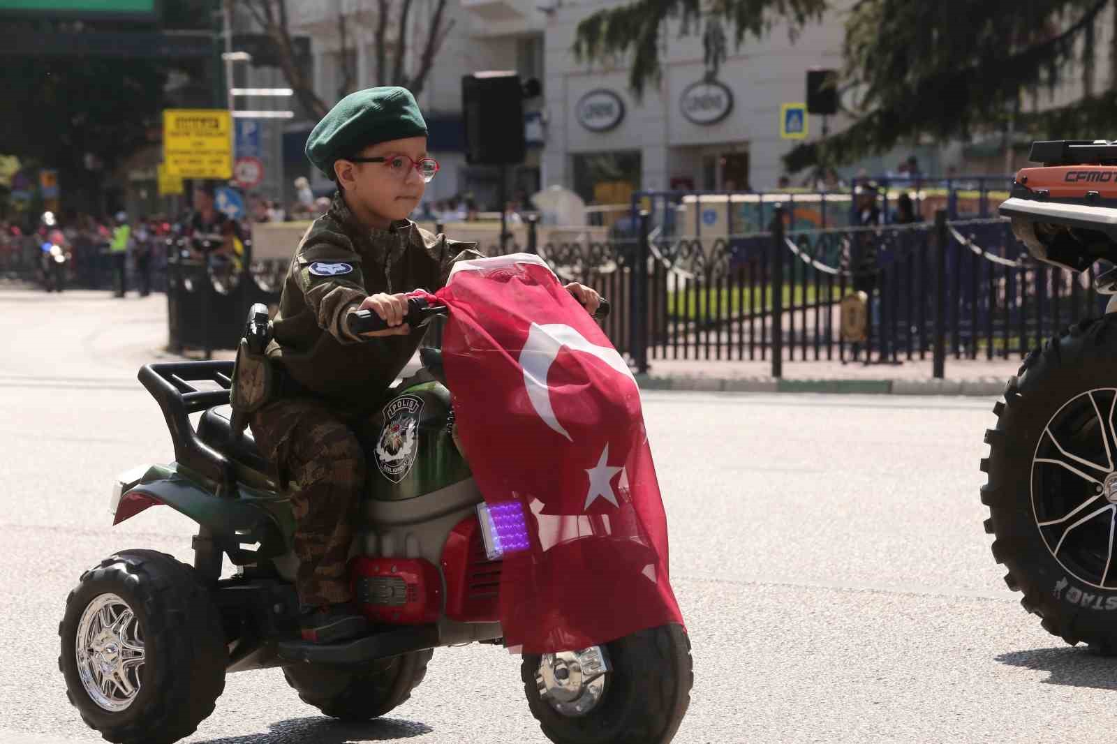 Zafer Bayramı Bursa’da coşkuyla kutlandı