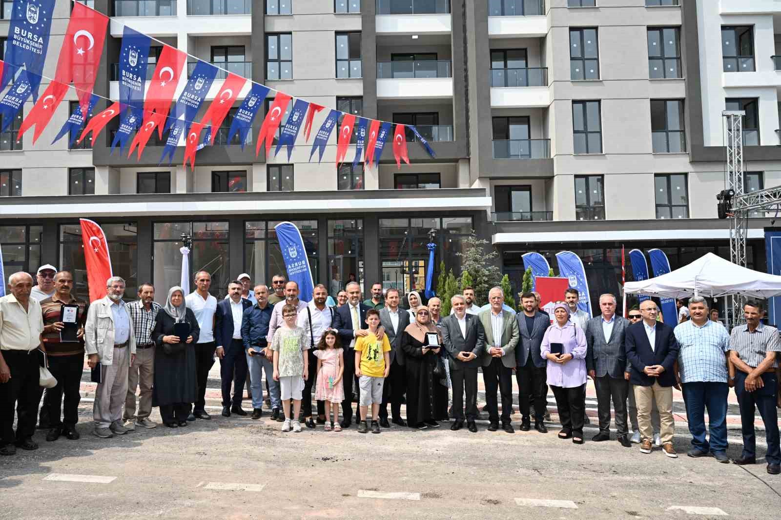 Bursa’da büyük dönüşümde ilk anahtar teslimi yapıldı