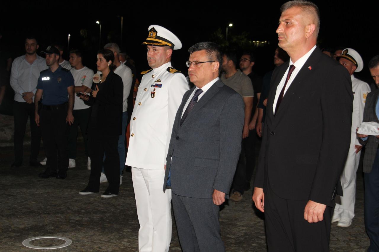 Sakarya ve Kocaeli'de depremde hayatını kaybedenler dualarla anıldı