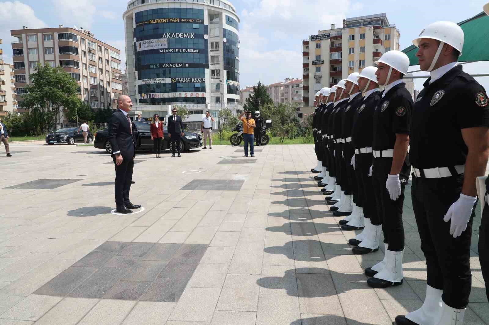 Bursa Emniyet Müdürü Zaimoğlu göreve başladı