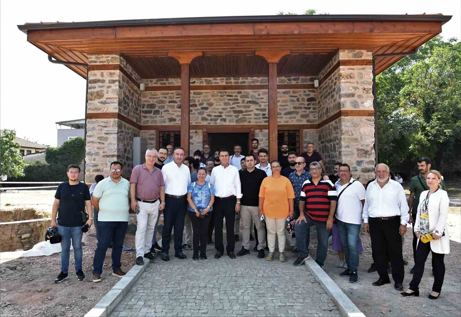 1326 Bursa’sı Hisar’da ortaya çıkıyor