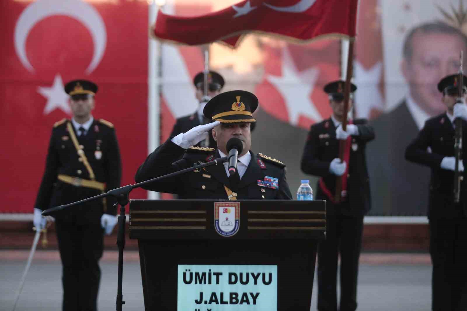 Işıklar Jandarma Meslek Yüksekokulu 402 öğrencisini törenle mezun etti