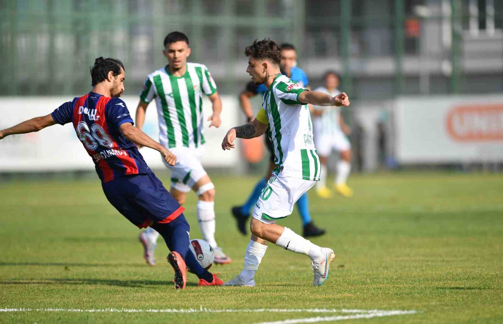 TFF 2. Lig: Bursaspor: 1 - Yeni Mersin İdman Yurdu: 1