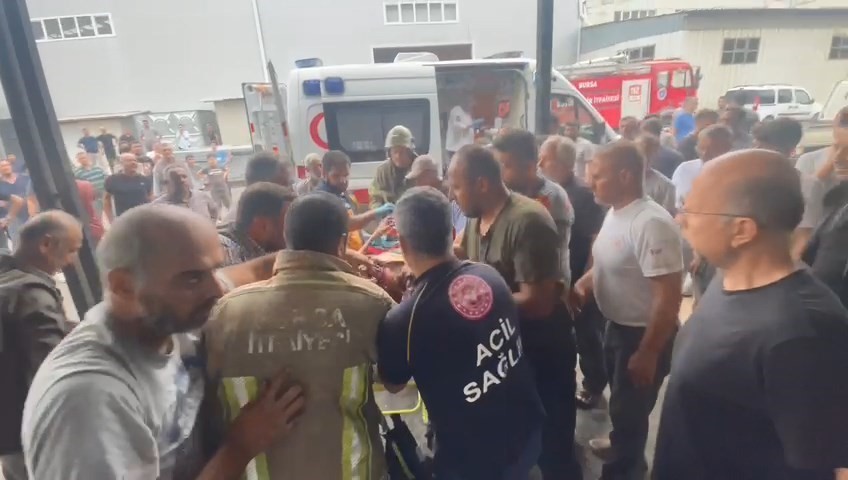 Bursa’da yakıt dolu varil bomba gibi patladı : 1 ağır yaralı