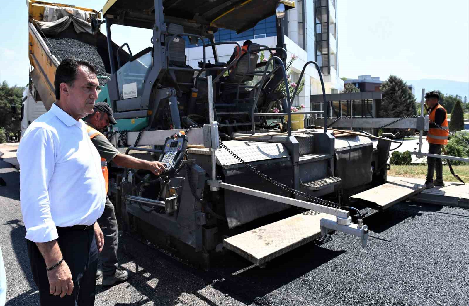 Osmangazi’de asfalt çalışmaları hız kesmiyor