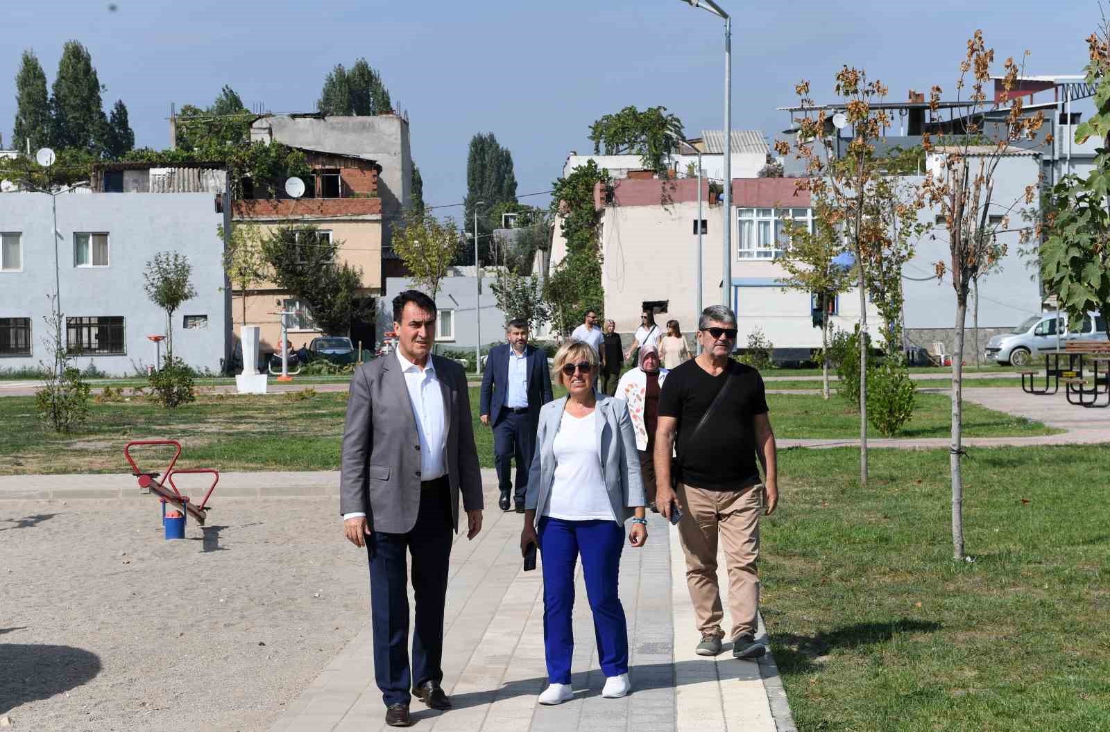 Osmangazi’de parklar yenileniyor