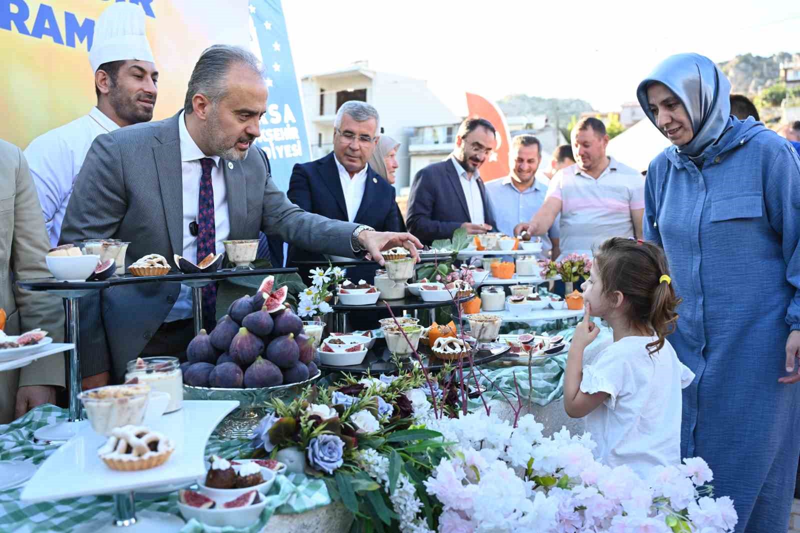 Bursa’nın ’Siyah incisi’nde hasat başladı