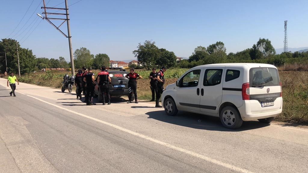 Öfkeli dayı yeğenine kurşun yağdırdı