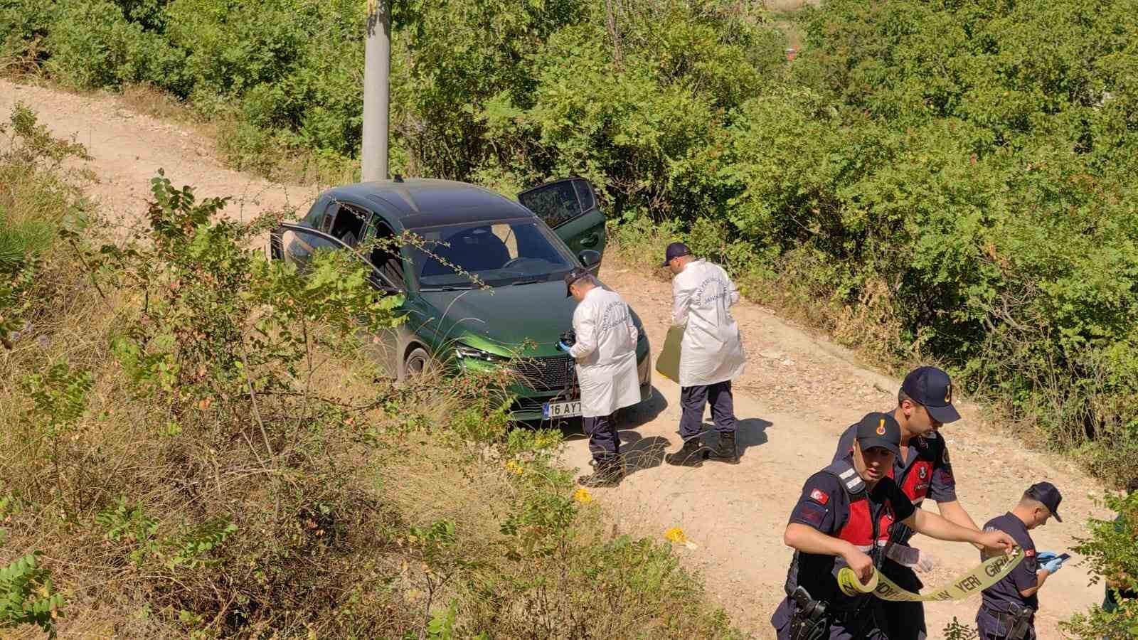 Öfkeli dayı yeğenine kurşun yağdırdı