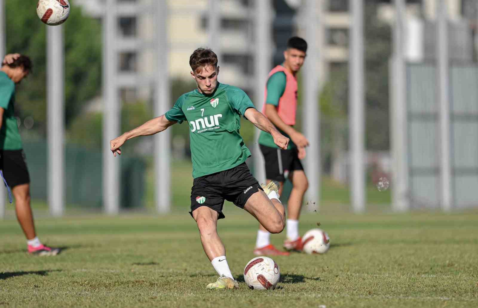 Bursaspor’da Altınordu maçı hazırlıkları yoğunlaştı