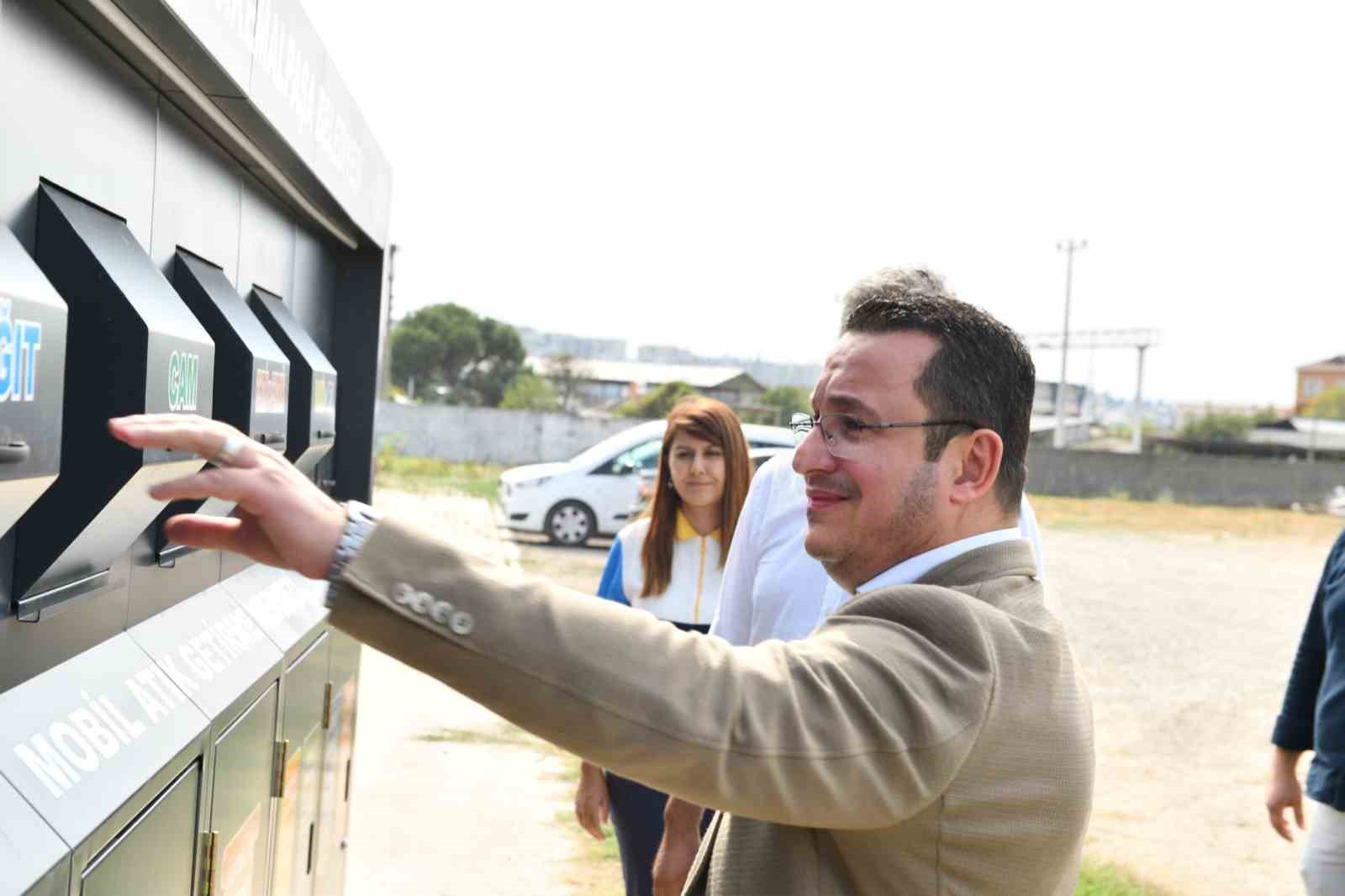 Mustafakemalpaşa’ya mobil atık merkezi