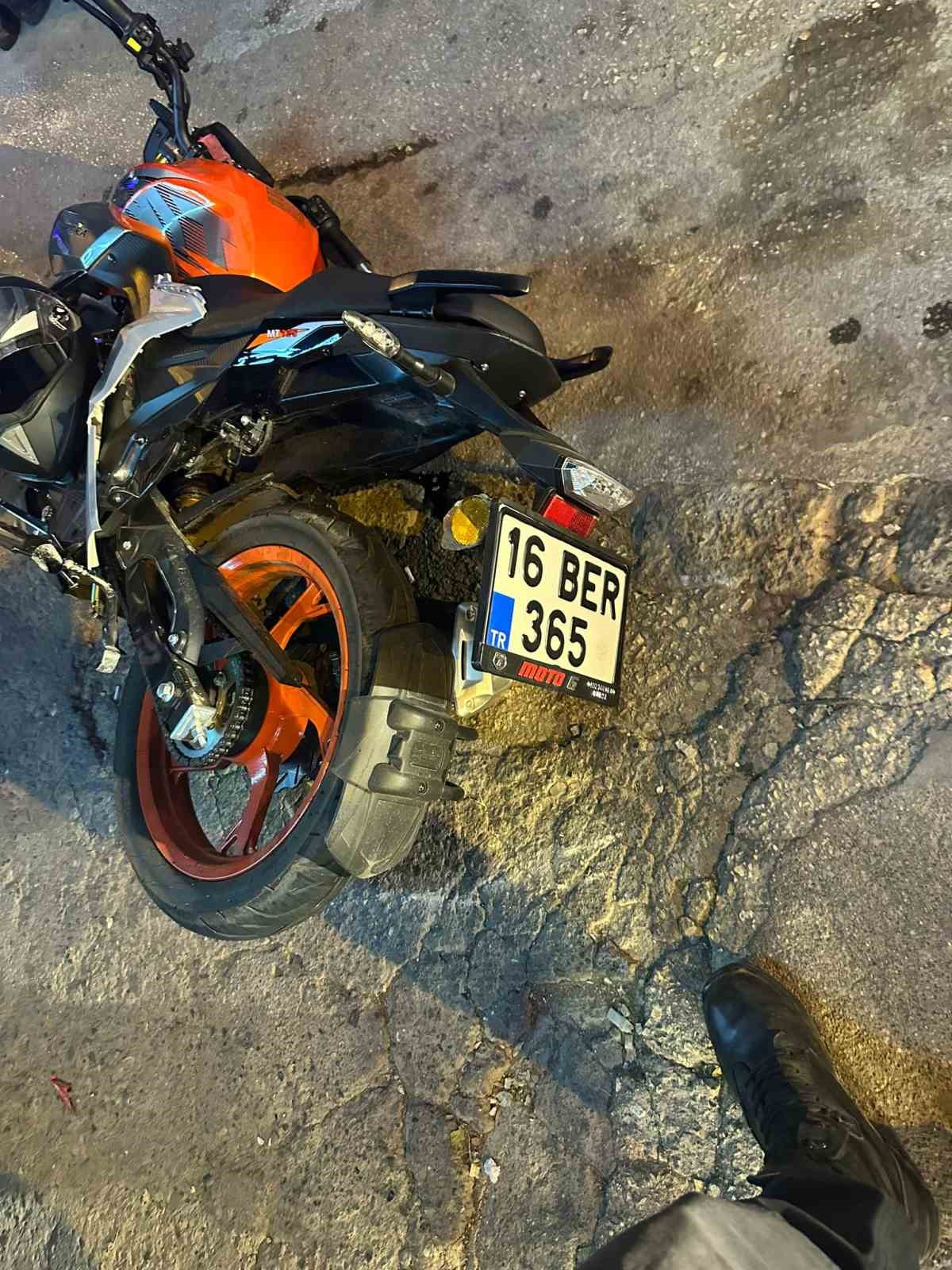 (Özel) Motosiklete çarpan motosikletli metrelerce böyle savruldu