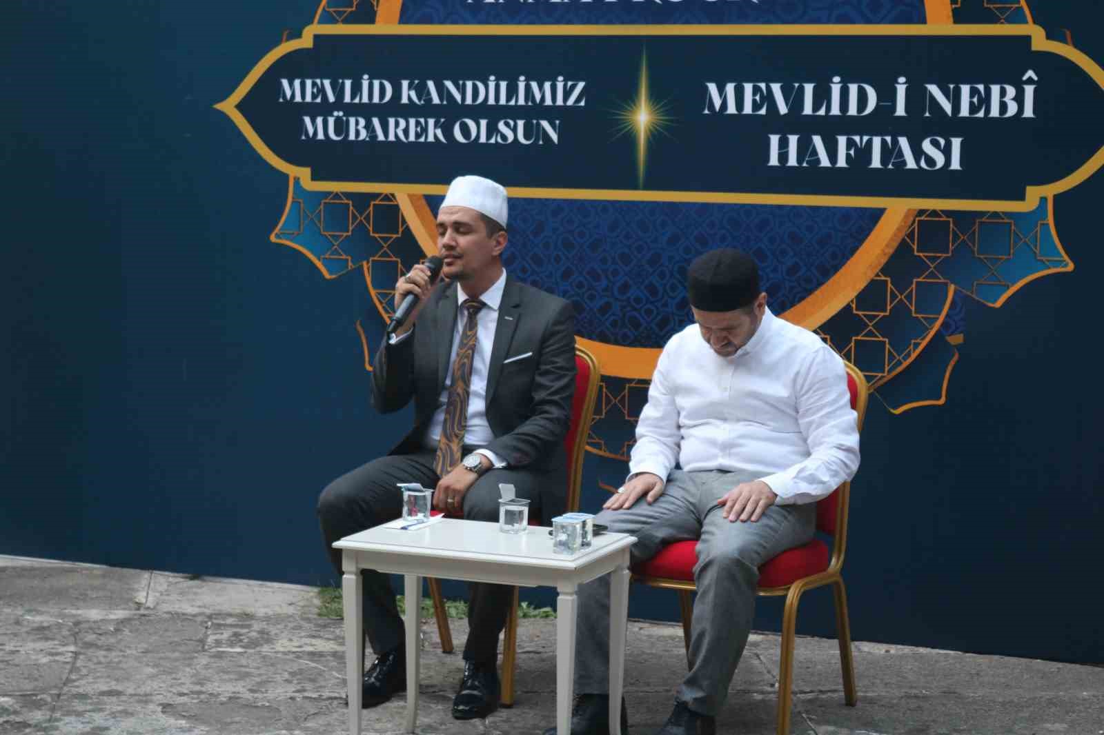 Mevlid’in yazarı Mevlid Kandili’nde kabri başında anıldı