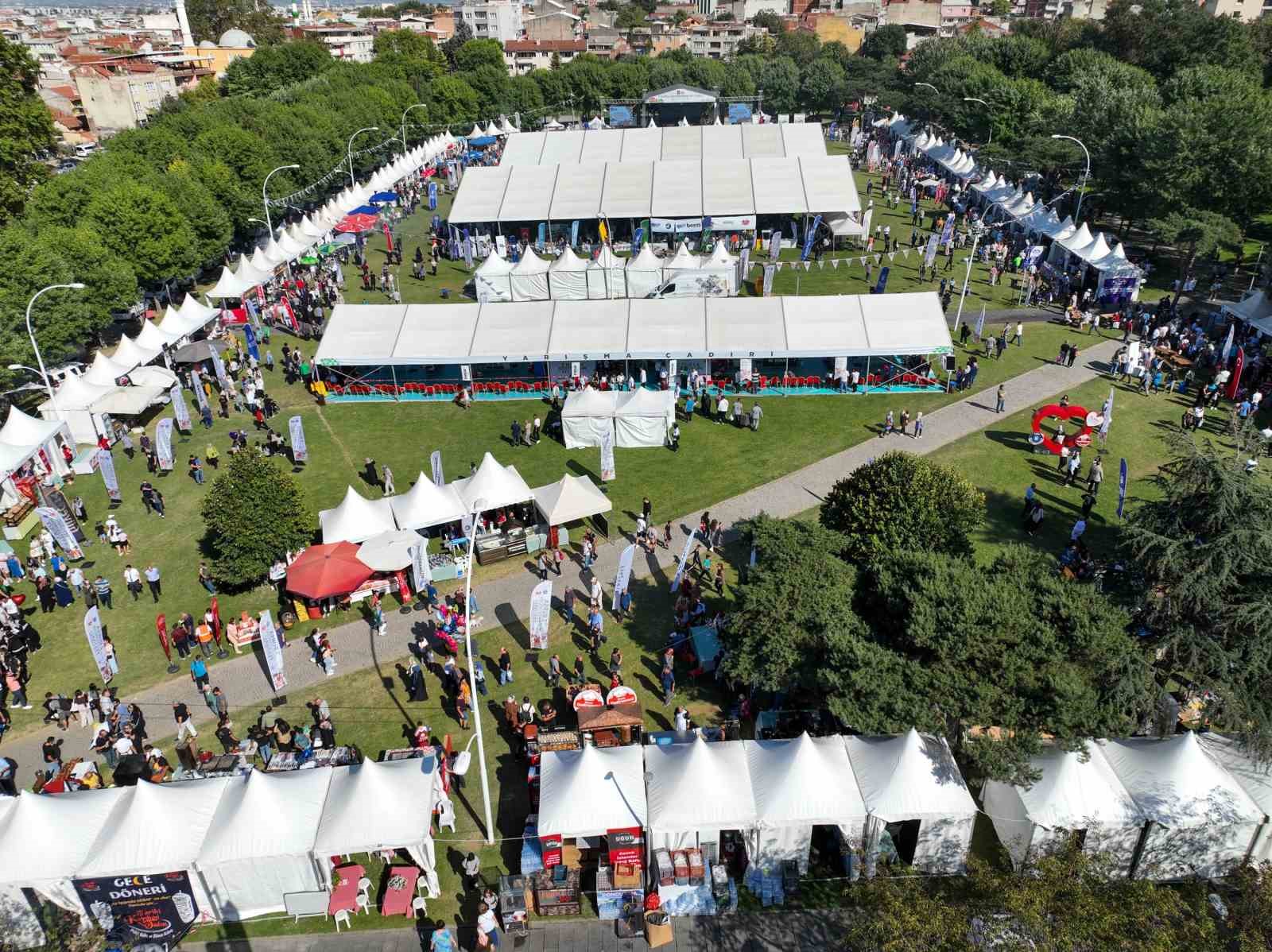 Bursa’nın lezzetleri vitrine çıktı