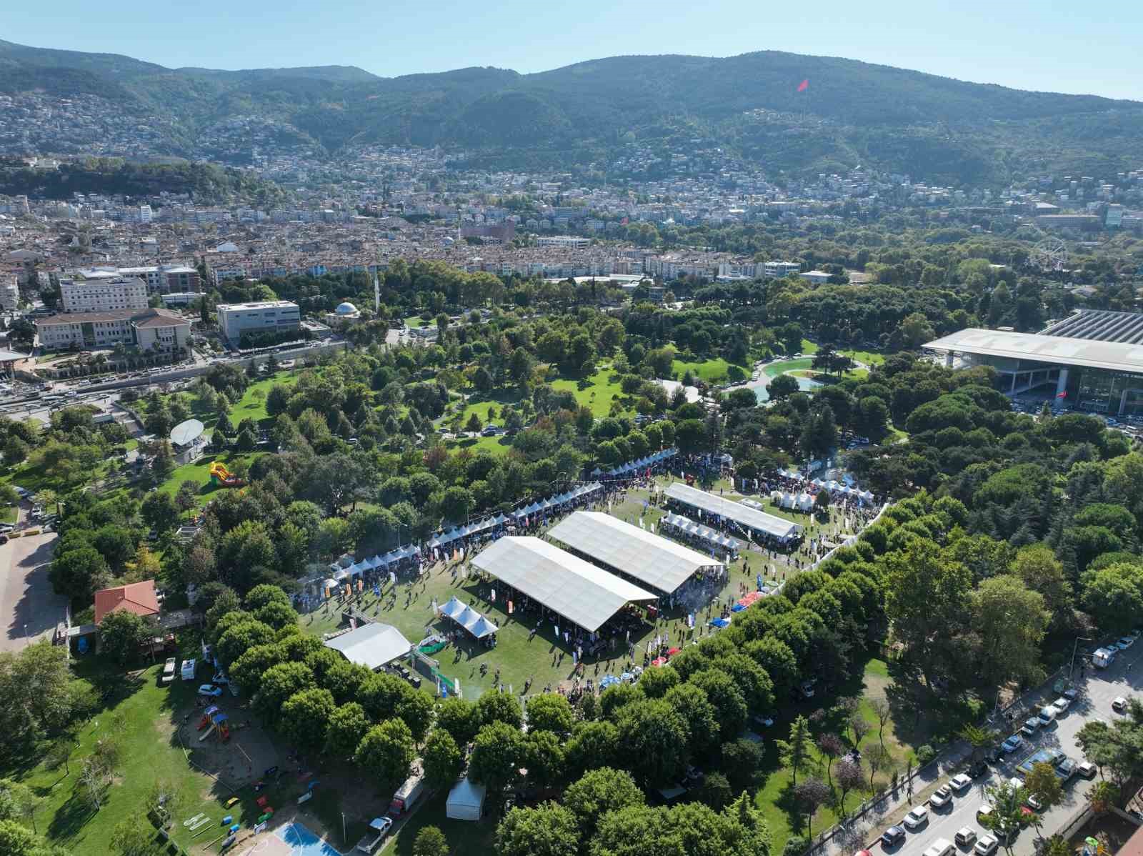 Bursa’nın lezzetleri vitrine çıktı