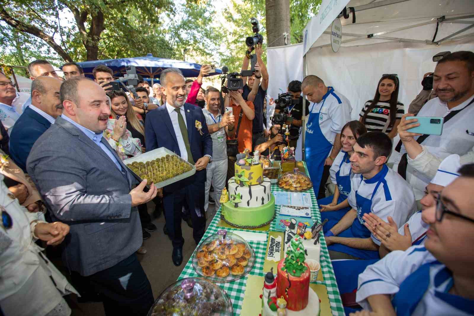 Bursa’nın lezzetleri vitrine çıktı