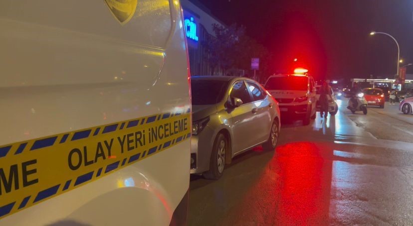 Bursa’da eğlence mekanında silahlı kavga: 3 yaralı