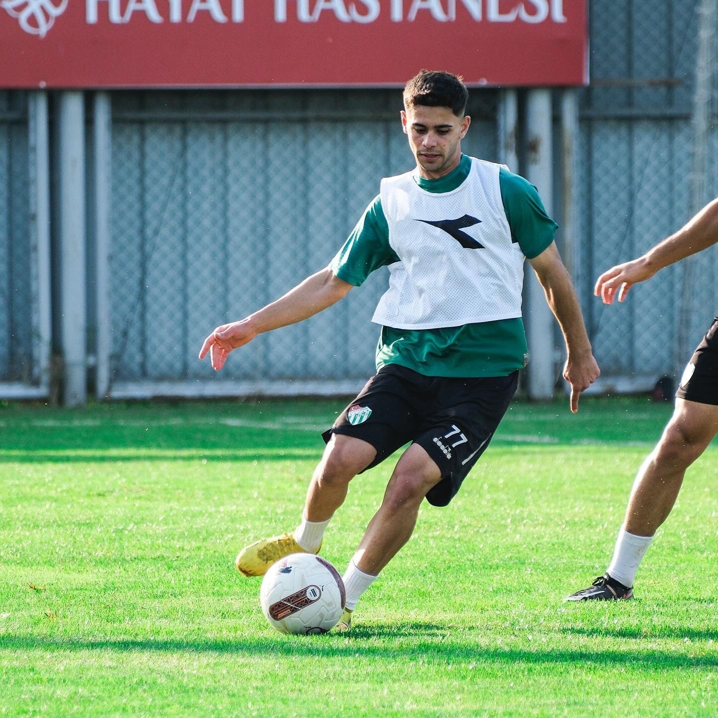 Bursaspor’da çalışmalar devam ediyor