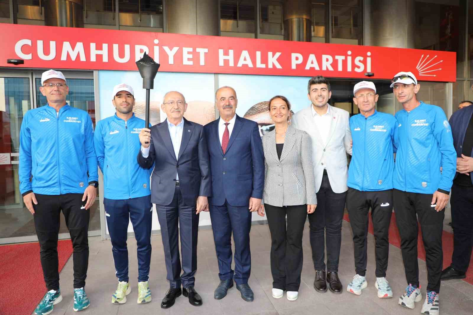 Mütareke’den Cumhuriyet’e 100. yıl meşalesi Anıtkabir’de