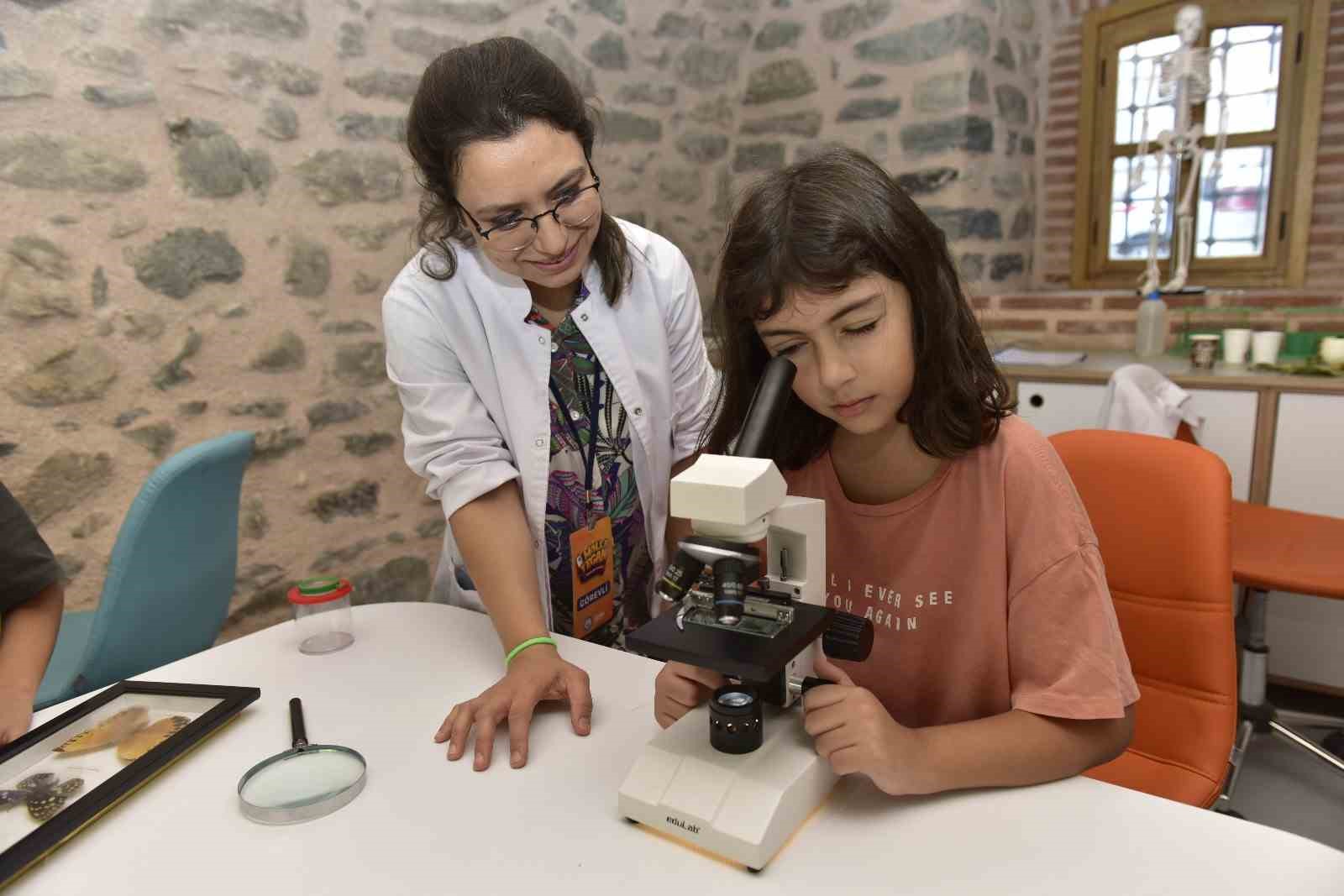 Molla Yegan Çocuk Üniversitesi’nde ders zili çaldı