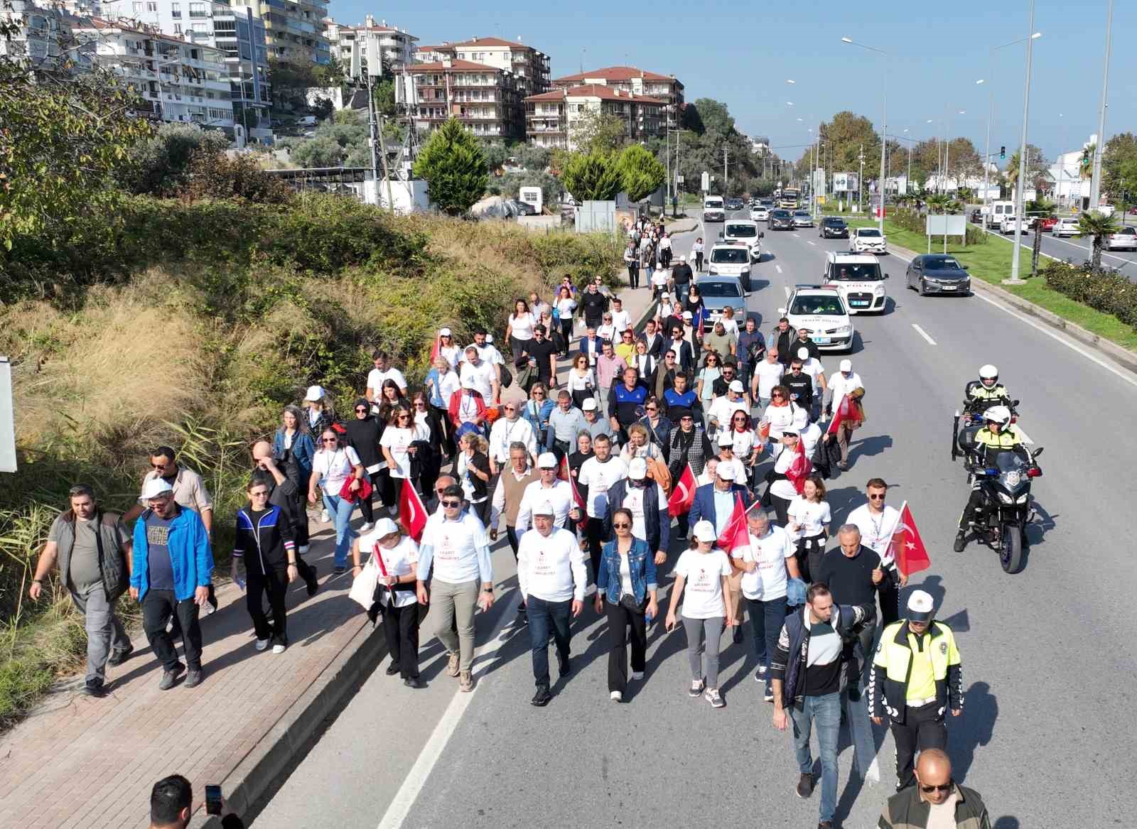 Başkan Türkyılmaz, 100. yılda Cumhuriyet için yürüyor