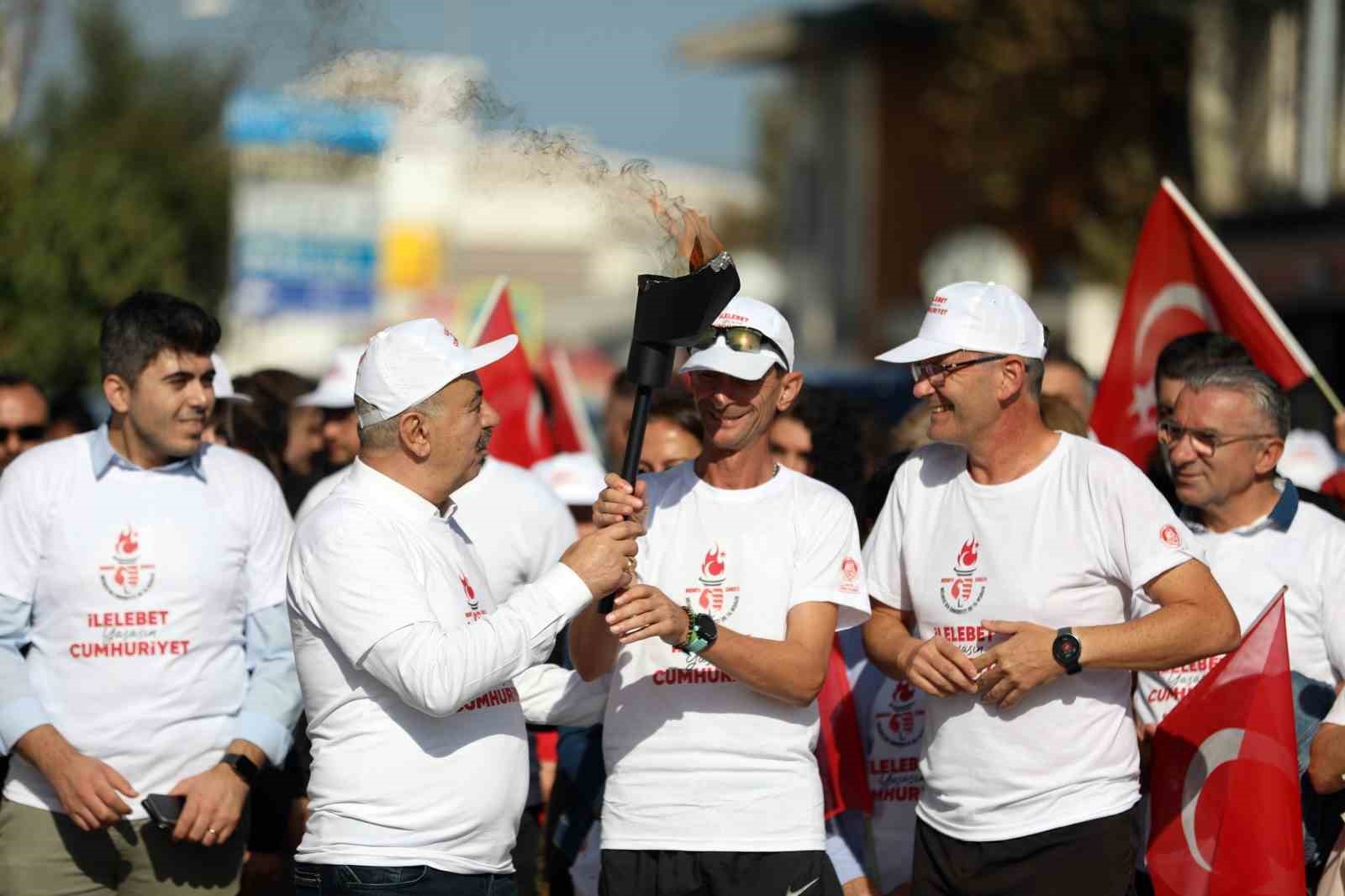 Başkan Türkyılmaz, 100. yılda Cumhuriyet için yürüyor