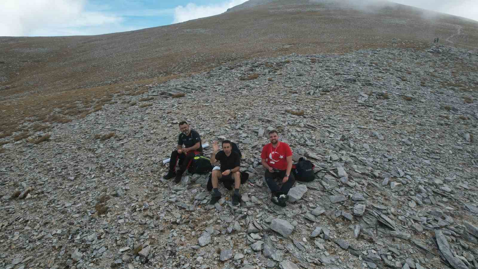 Cumhuriyet’in 100. yılında Uludağ’ın zirvesine tırmandılar