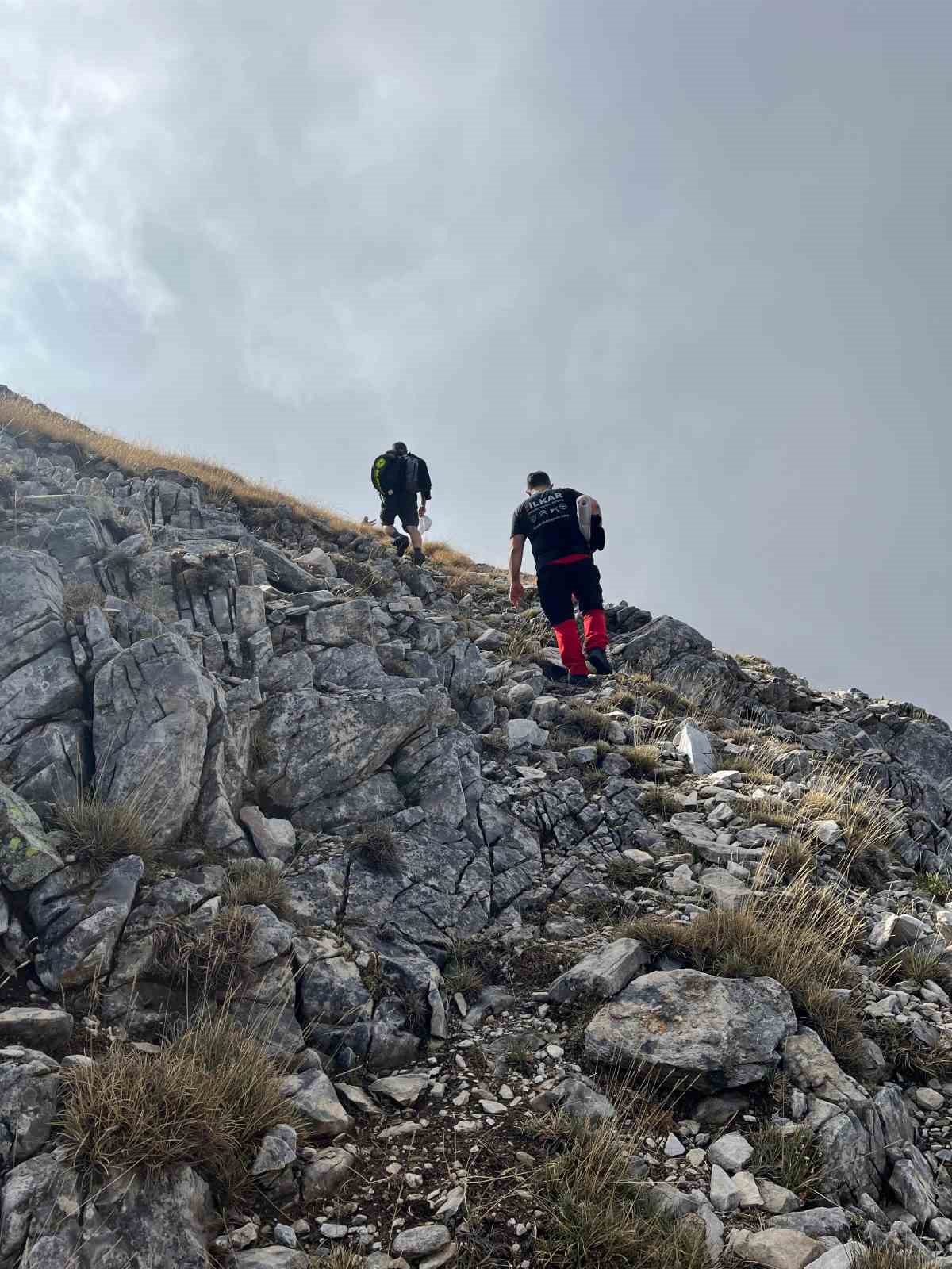 Cumhuriyet’in 100. yılında Uludağ’ın zirvesine tırmandılar