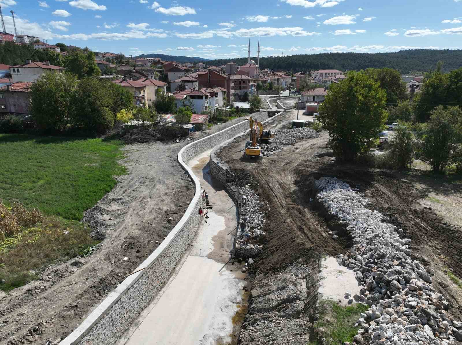 Harmancık’ta Bağ Deresi güvenli hale geldi