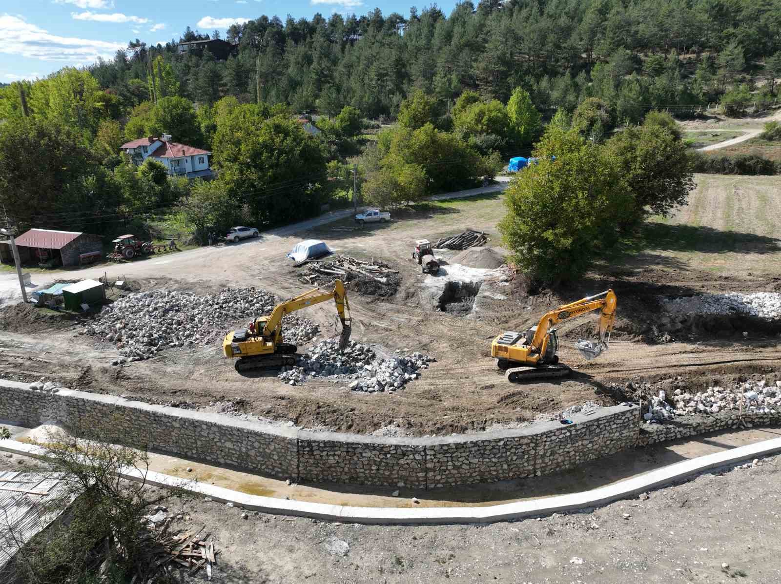 Harmancık’ta Bağ Deresi güvenli hale geldi