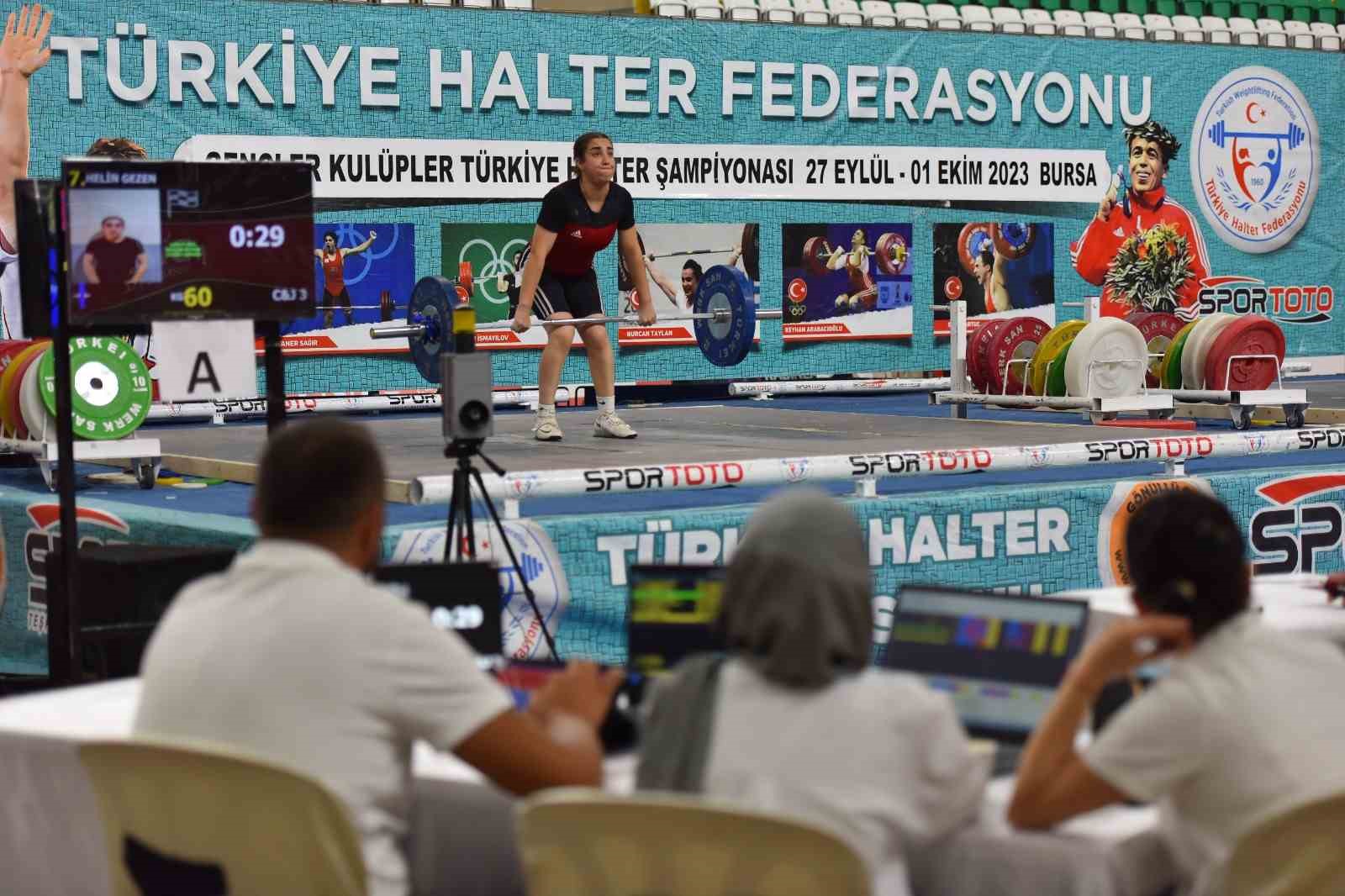 ’Naim’ler kıyasıya yarıştı