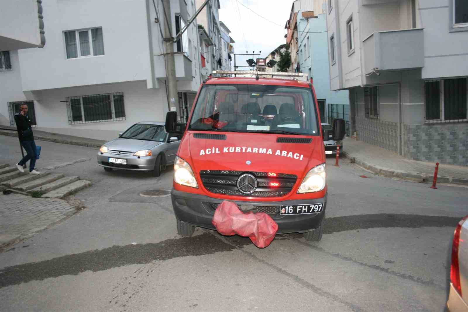 Elektrik akımına kapılan çift yaralandı