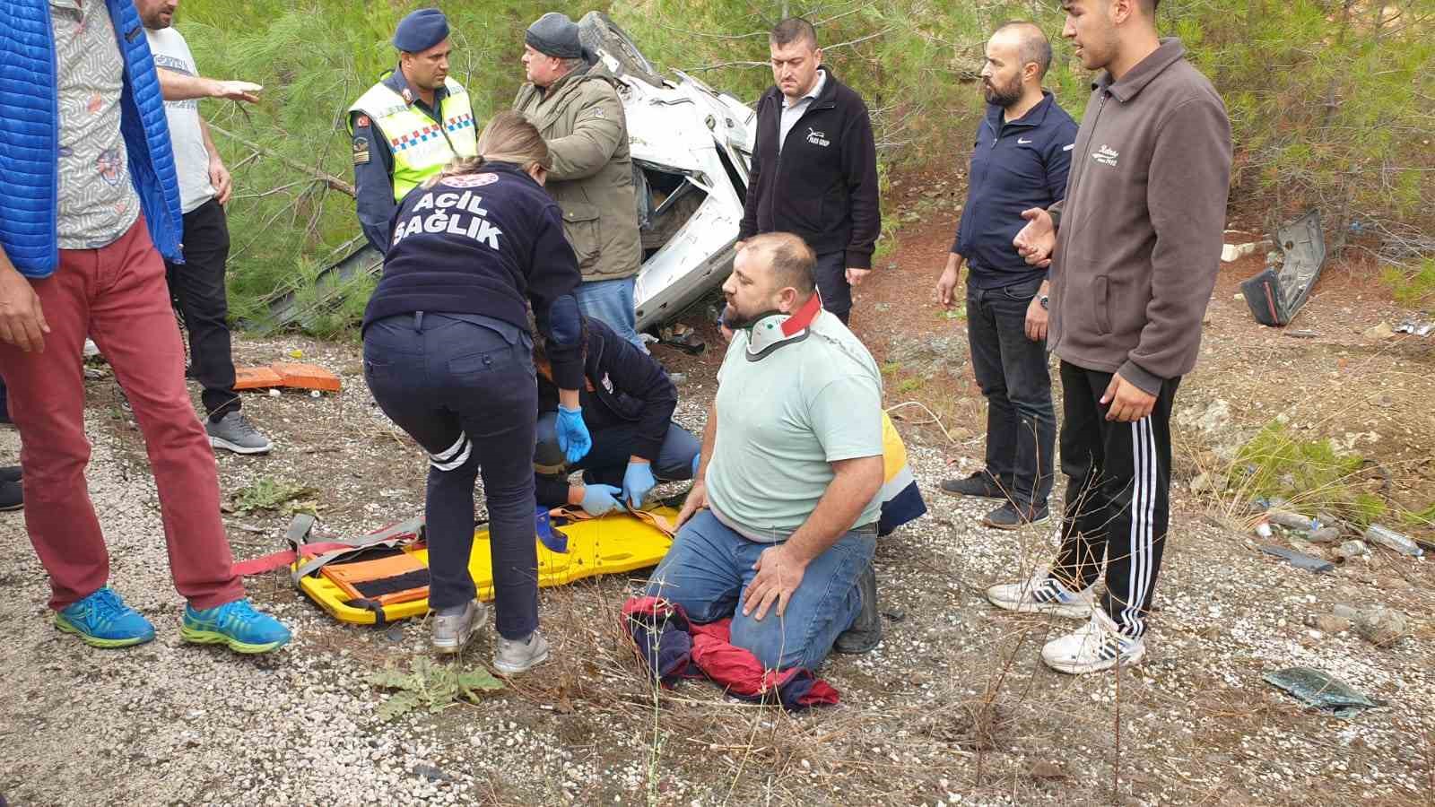 Direksiyonda uyuyakaldı, canını zor kurtardı