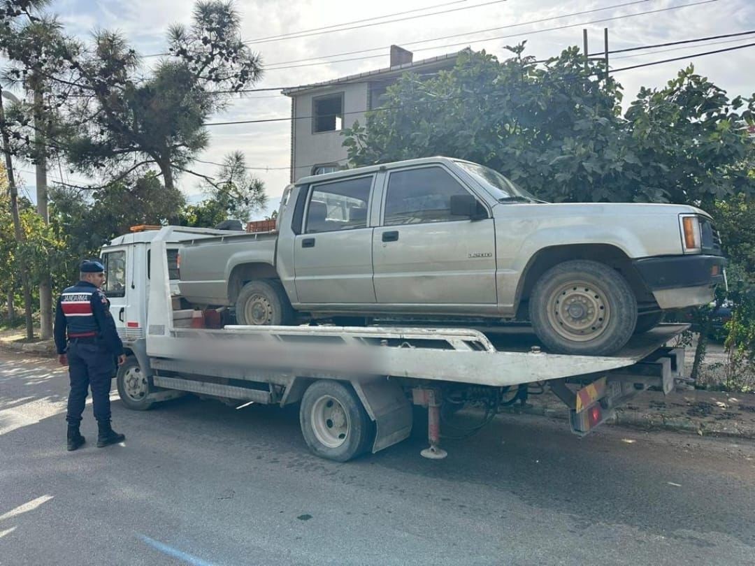 İznik ilçe jandarmadan tescilsiz ve plakasız araçlara uygulama