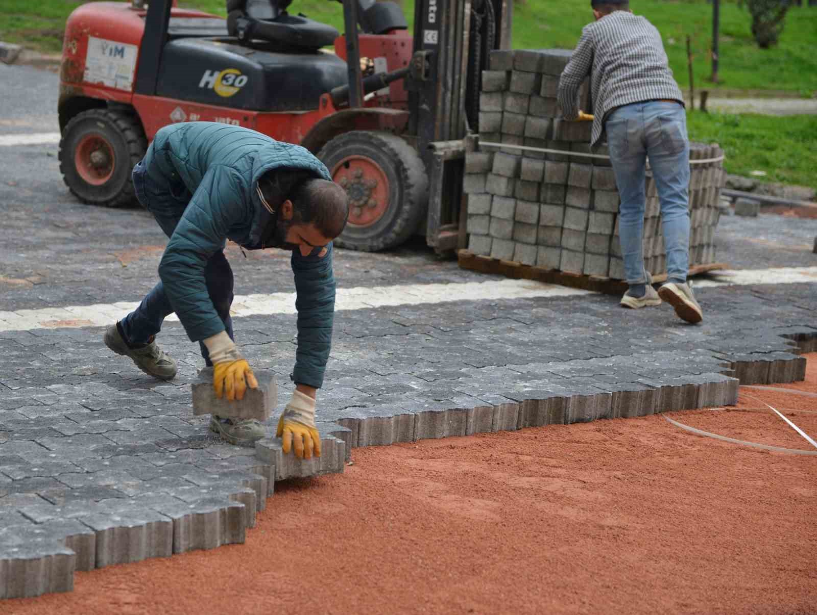 Yıldırım’da yol yapım çalışmaları devam ediyor