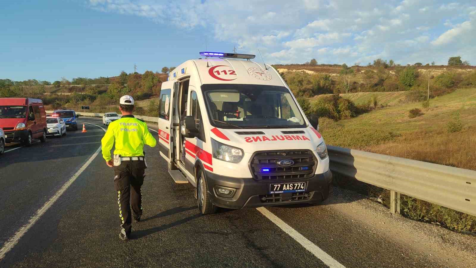 Motosiklet bariyerlere çarptı: 2 ağır yaralı