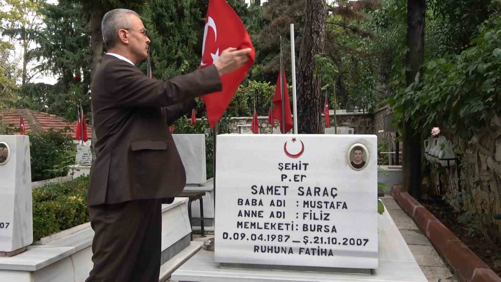 (Özel) Dağlıca saldırısında oğlu şehit olmuştu...Müjdeli haberi vermek için sabaha kadar uyumadı